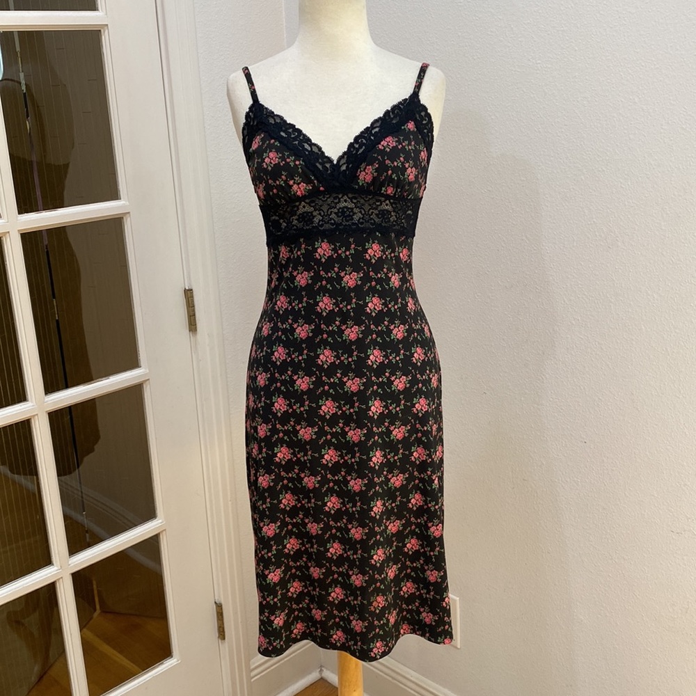 Vintage 90s Y2K 🌷 Betsey Johnson NY Black and Pink Rosebud Dress, Size Small